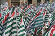 ZONA INDUSTRIALE, BENE IL CANTIERE PER RIFARE LE STRADE